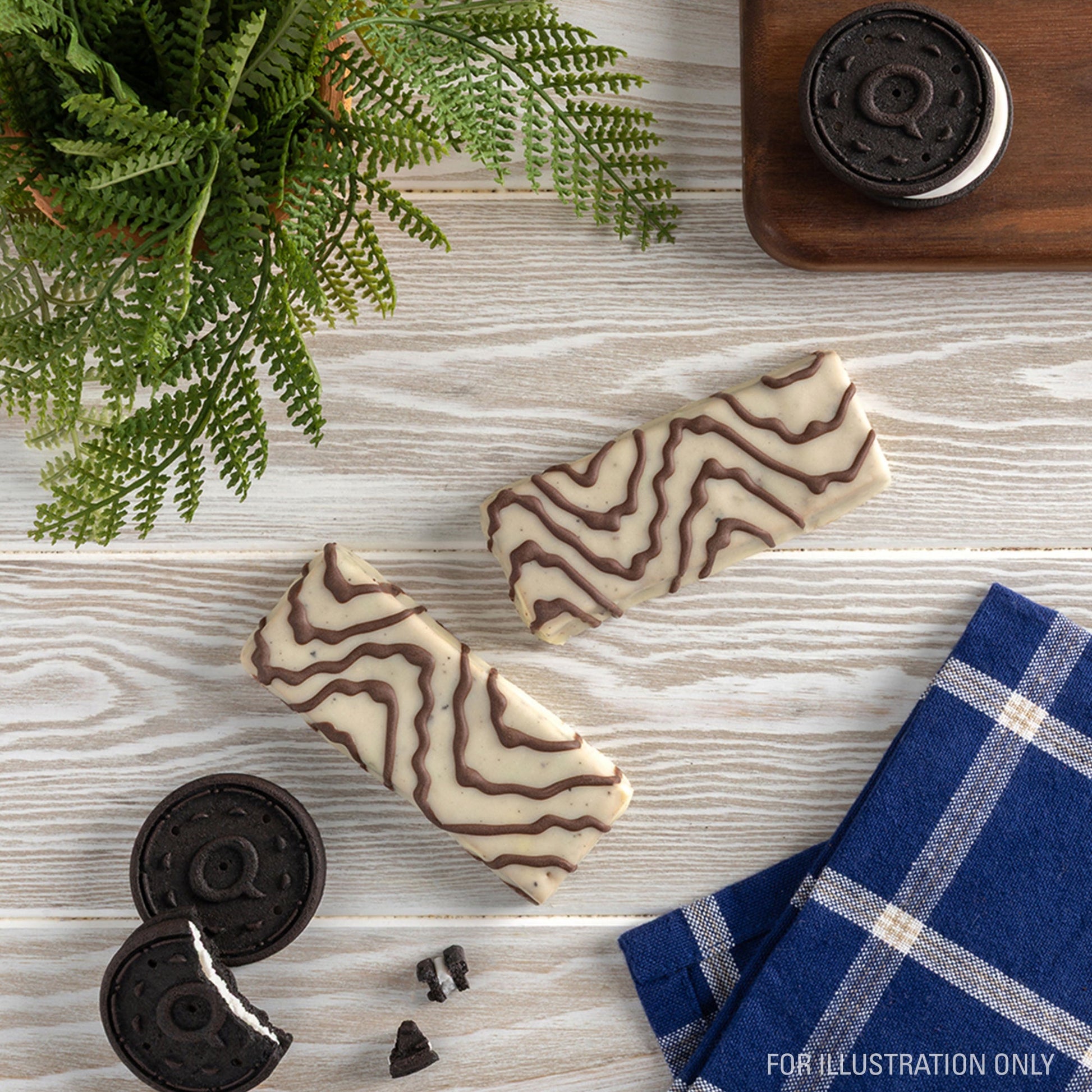 dipped-cookies-and-cream-protein-bars-g9 15807_QN_USA_ProteinBar_CAC_InterimAssetUpdate_Digital-Dipped-ProductCarouselSet_Tabletop2.jpg